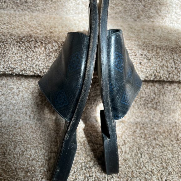 Prada Men's Black/Blue Trim Leather Open Toe Slip On Slides Sandals. - Picture 14 of 16